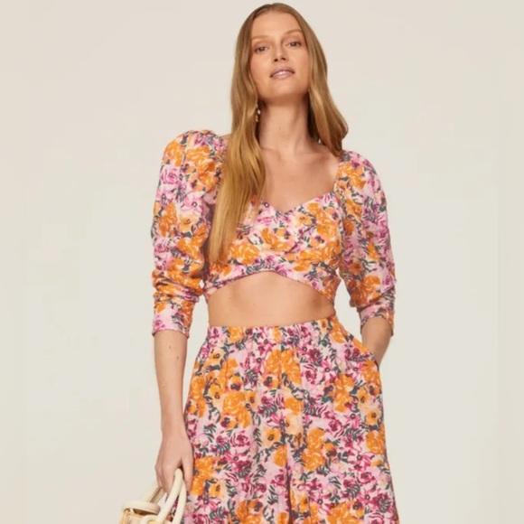 Something Navy Floral Puff Shoulder Top - Size Small - Picture 1 of 7